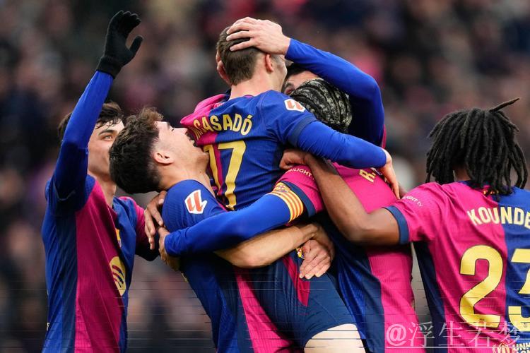 西甲争冠形势再度混乱！皇马追平巴萨，三队仅差1分，马竞放缓脚步