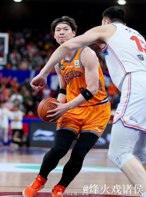 CBA-王哲林两双 上海久事主场战胜新疆伊力特 CBA-王哲林两双 上海久事主场战胜新疆伊力特